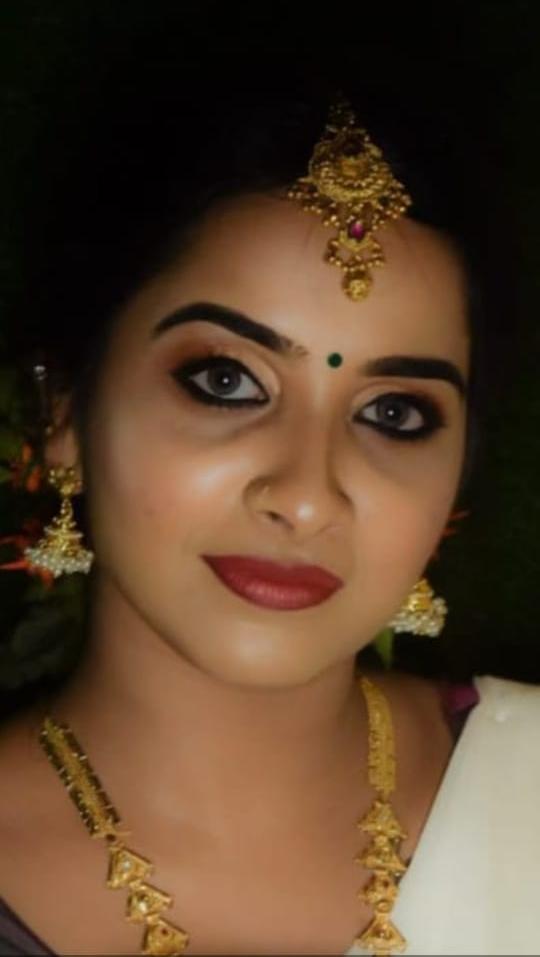 ANARKALI BEAUTY PARLOUR EDAVANNAPPARA